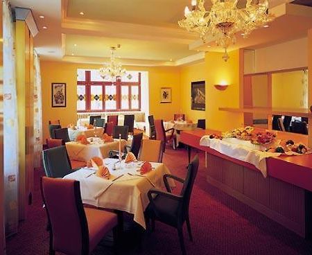 Hotel Am Kurpark Schönebeck Restaurante foto